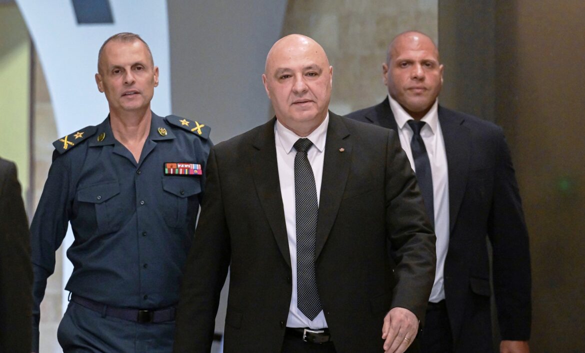 544579413_1327043918788847_748072892929111763_n